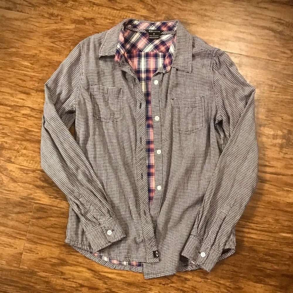 Oakley flannel button down, medium